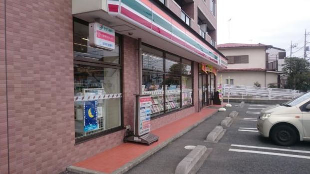 セブンイレブン 町田金井入口店の画像