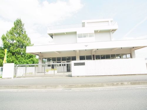 座間市立立野台小学校の画像