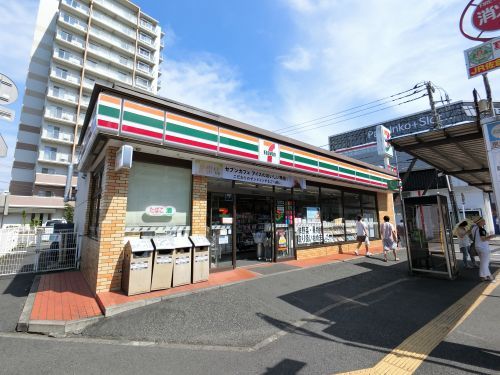 セブン-イレブン 京成佐倉駅前店の画像