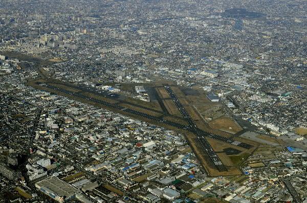 八尾空港の画像