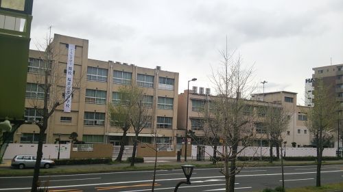 大阪市立塩草立葉小学校の画像