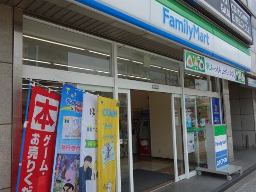 ファミリーマート高速長田駅前店の画像