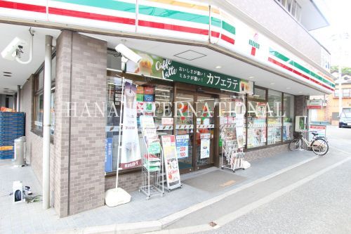 セブン-イレブン 調布上石原３丁目店の画像