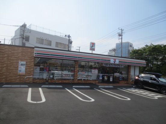 セブンイレブン厚木長谷店の画像