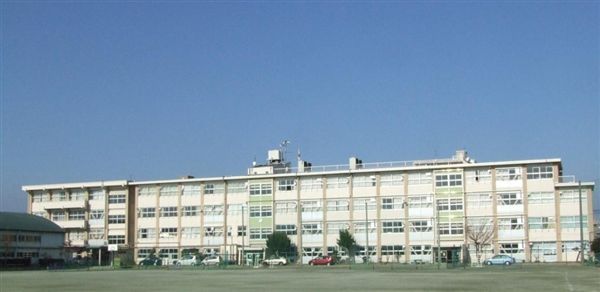 前橋市立東中学校の画像