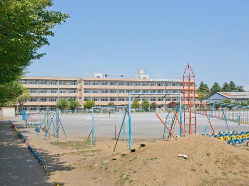 入間市立東町小学校の画像