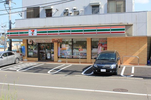 セブンイレブン 青山店の画像