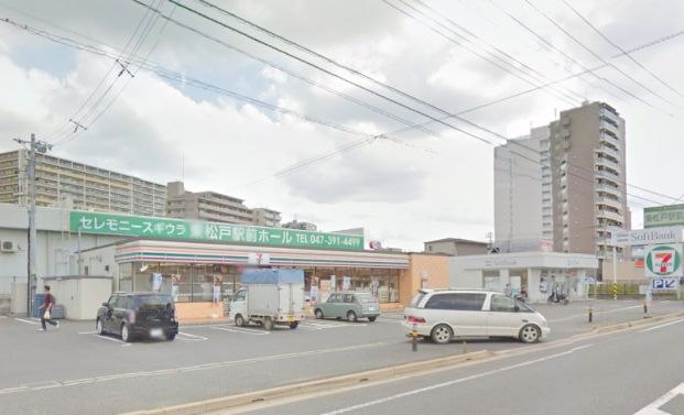 セブン-イレブン東松戸駅前店の画像