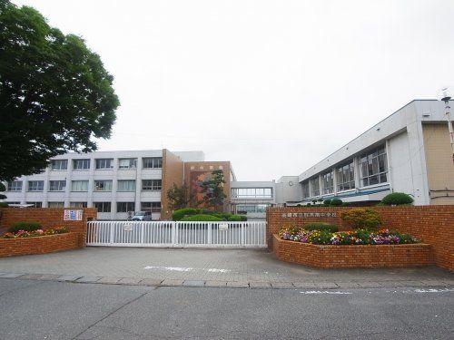 高崎市立群馬南中学校の画像