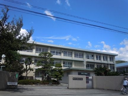 勝山中学校の画像