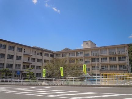 伊台小学校の画像