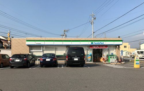 ファミリーマート高浜本郷町店の画像