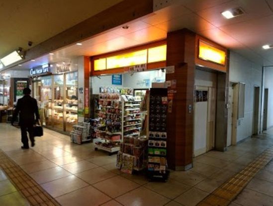 ファミリーマート トモニー武蔵関駅店の画像