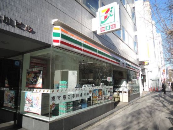 セブン-イレブン日本橋小伝馬町店の画像