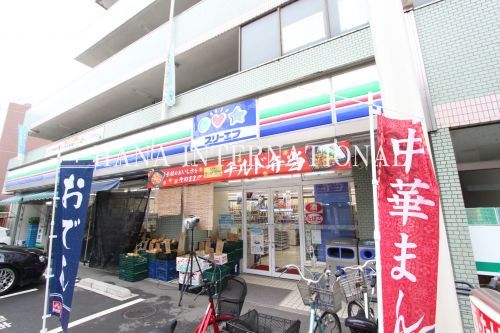 スリーエフ 稲田堤駅前店の画像