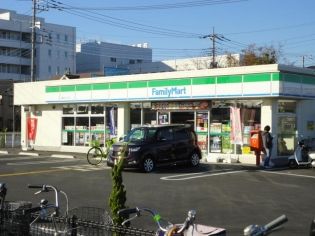 ファミリーマート三郷かまくら店の画像