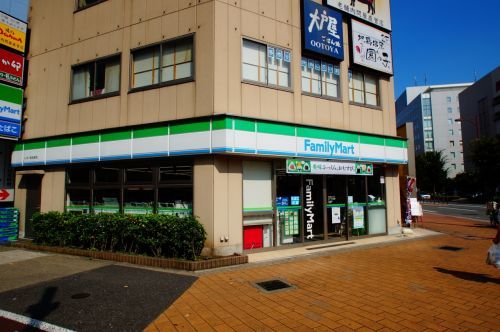 ファミリーマート いすゞ本社前店の画像