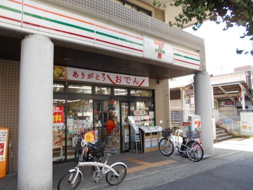 セブン-イレブン京都修学院駅前店の画像