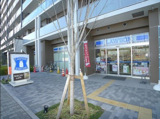 ローソン 吉川美南駅前店の画像