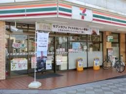 セブン-イレブン三郷駅北口店の画像