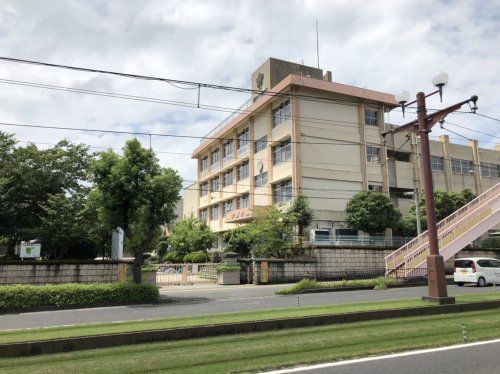 鹿児島市立中郡小学校の画像