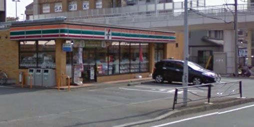 セブン‐イレブン 川崎若葉台駅前店の画像