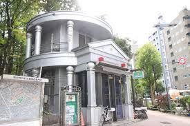 新宿警察署熊野神社前交番の画像