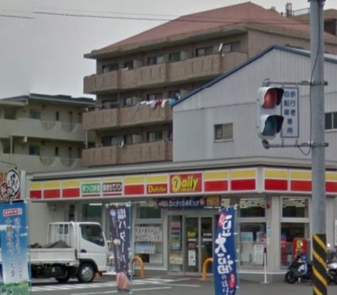 デイリーヤマザキ 新羽駅前店の画像
