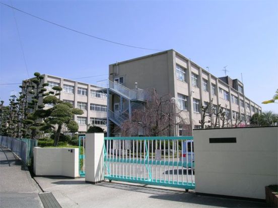 池田市立緑丘小学校の画像