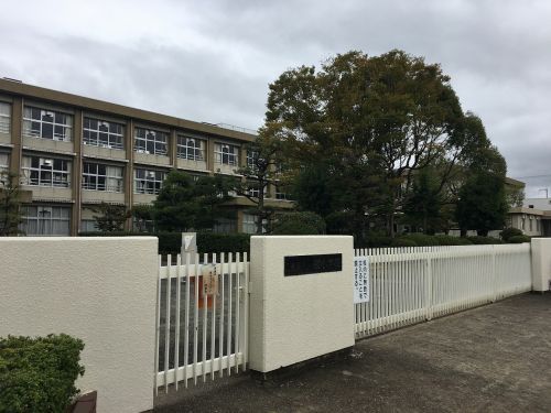 三木市立三樹小学校の画像