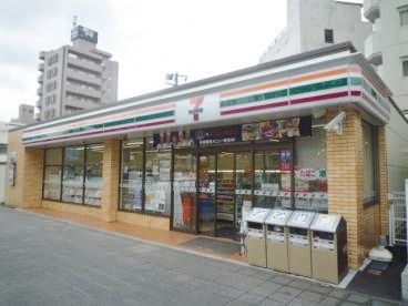 セブンイレブン 川崎さつき橋店の画像