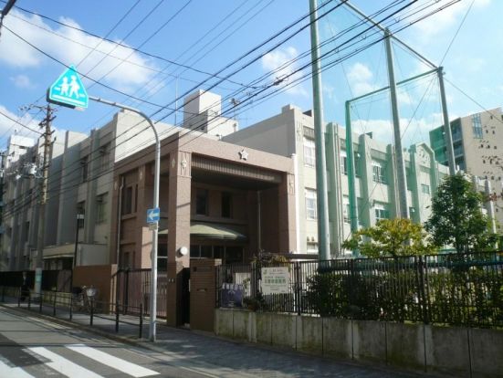大阪市立 西天満小学校の画像