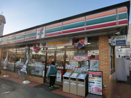 セブンイレブン大和西鶴間店の画像