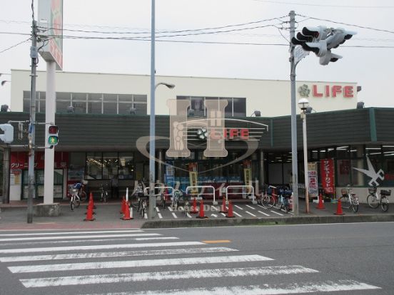 ライフ戸田店の画像