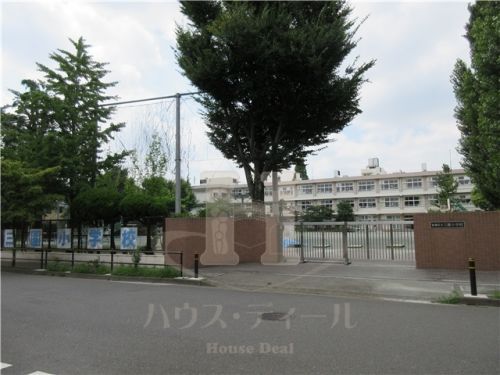 板橋区立三園小学校の画像