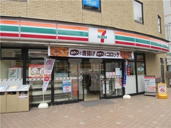 セブン-イレブン板橋小豆沢３丁目店の画像