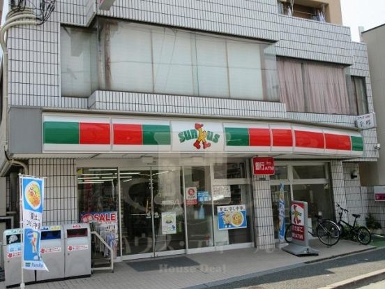 サンクス 北区豊島八丁目店の画像