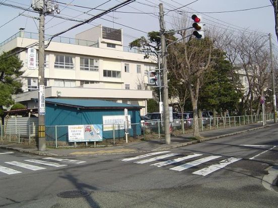 新潟市立中野山小学校の画像