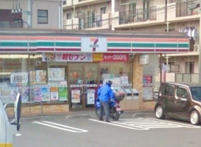 セブンイレブン松戸三ヶ月店の画像