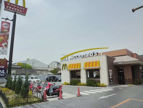 マクドナルド ２５号八尾店の画像