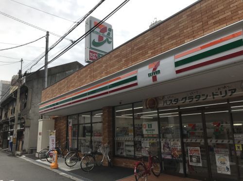 セブン−イレブン 大阪浮田店の画像