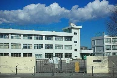 狭山市立奥富小学校の画像