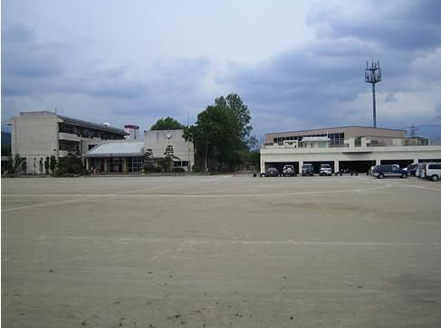  笛吹市立石和北小学校の画像