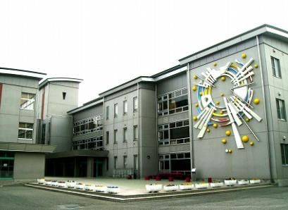  韮崎市立韮崎東中学校の画像