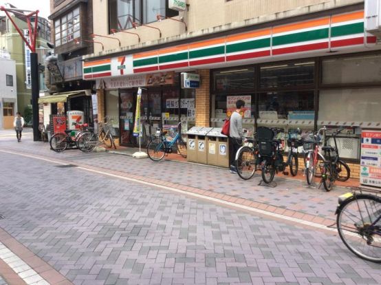 セブン‐イレブン 川崎小杉法政通り店の画像