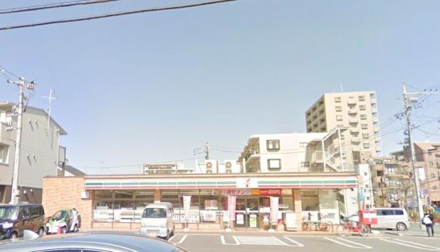 セブン-イレブン 南柏駅東口店の画像