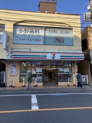 セブンイレブン 川崎生田７丁目店の画像