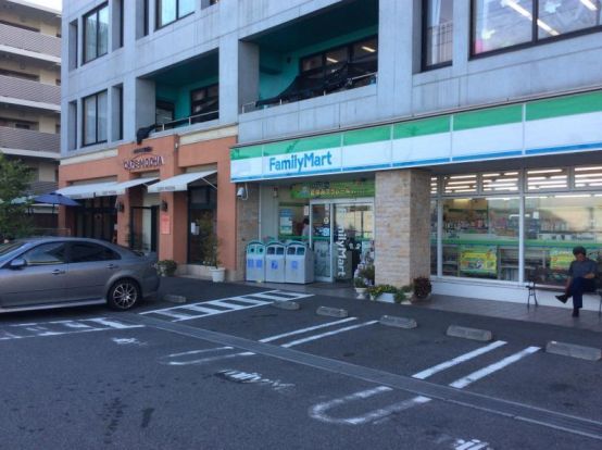 ファミリーマート北綱島店の画像