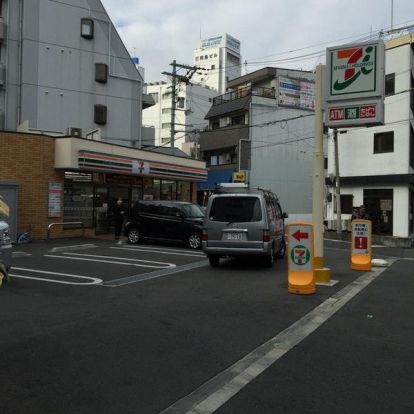 セブン-イレブン近鉄布施駅南店の画像