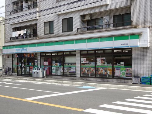 ファミリーマート布施荒川店の画像